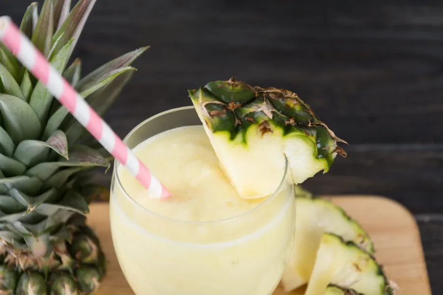 Agua de Gauyaba y Piña - Conoce las 5 Bebidas Refrescantes que Tenemos para ti